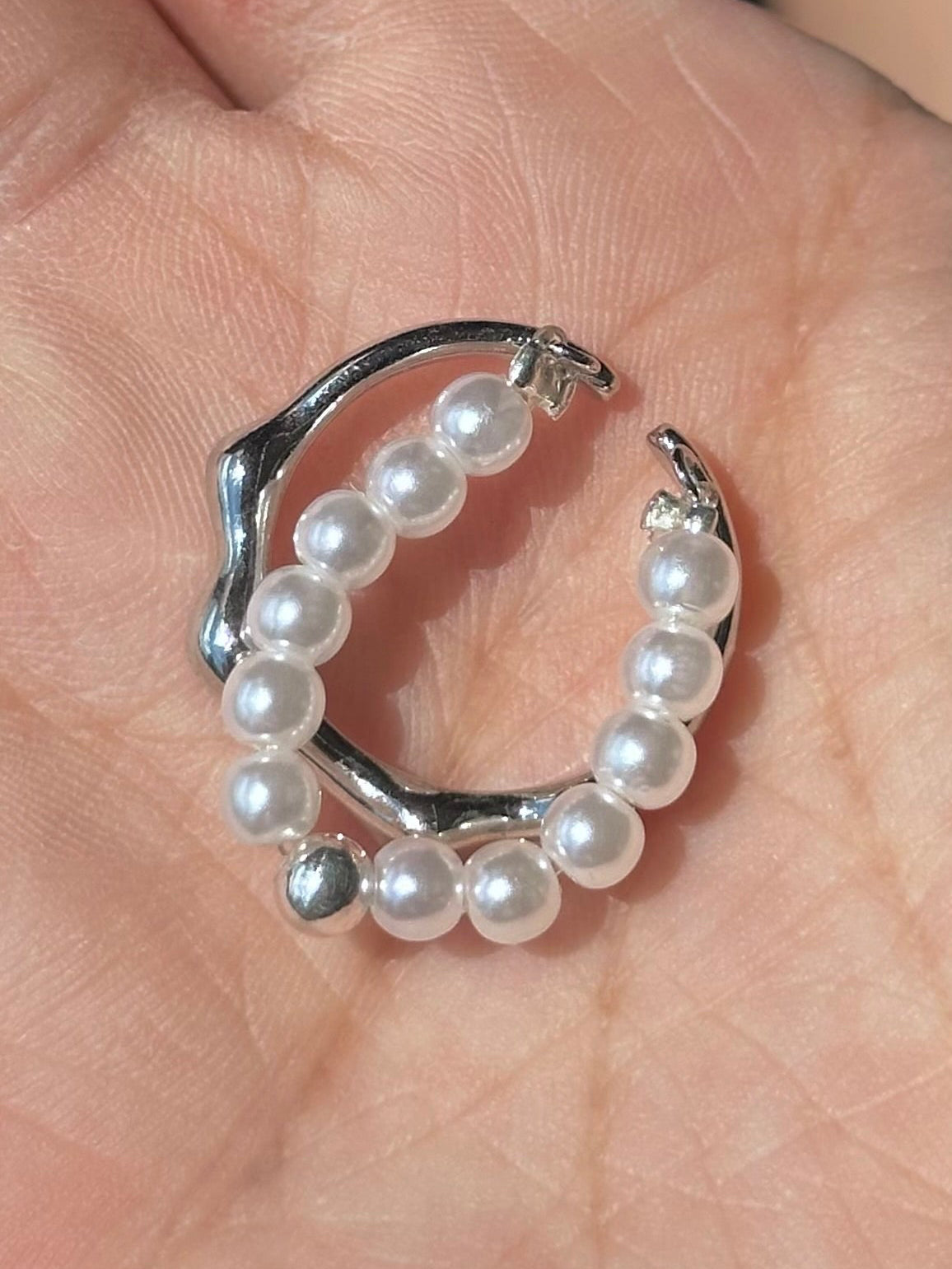 Bone pearl Ring