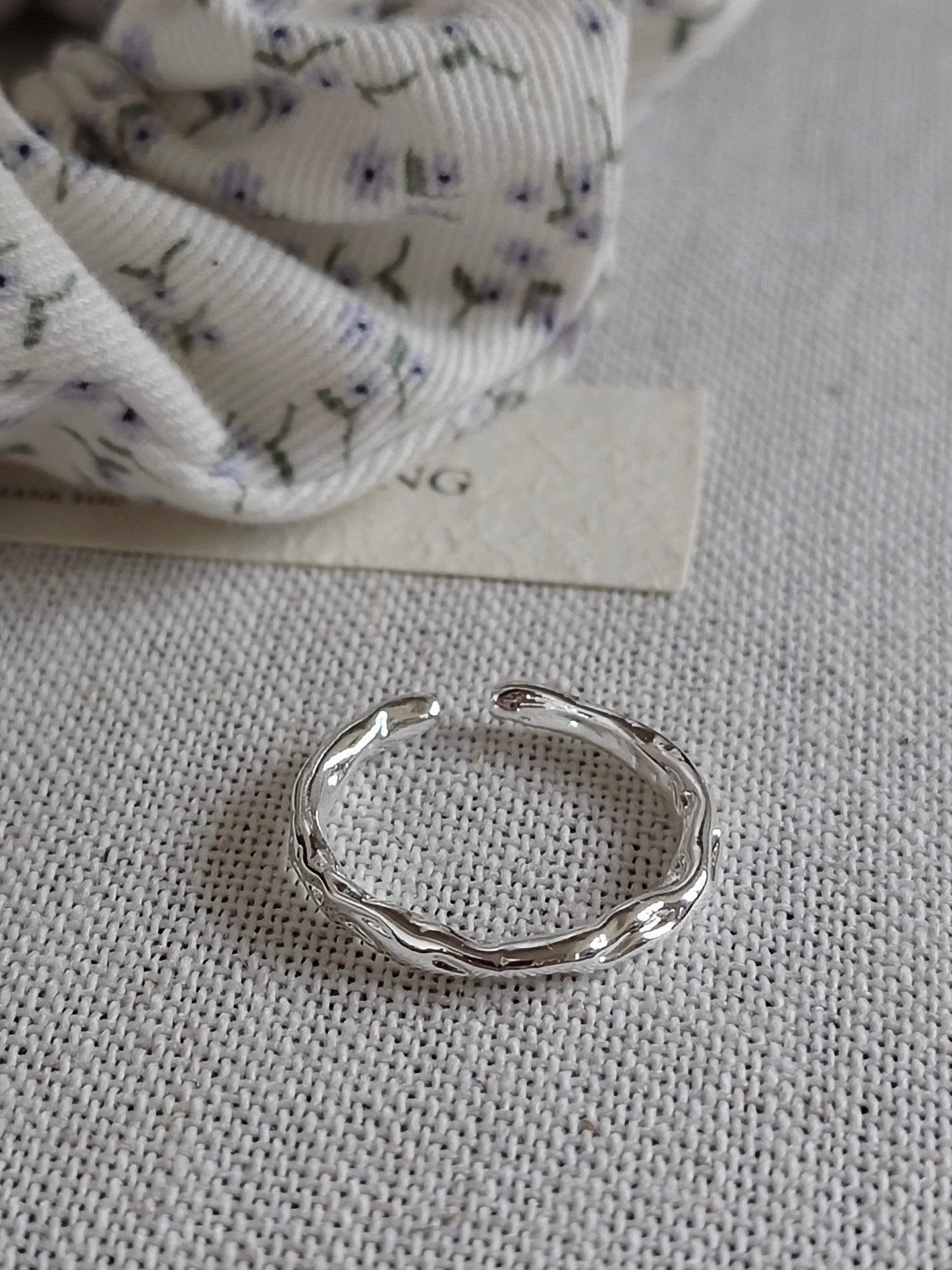 Dream Twig Ring