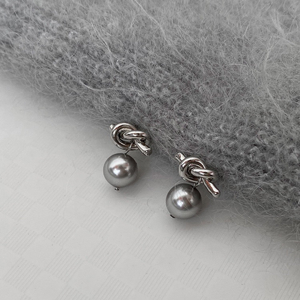 Eclipse dusk earring