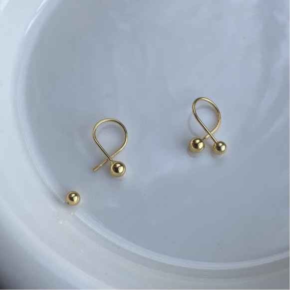 Twin Spring earring
