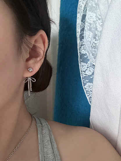Subtle Bow Earring