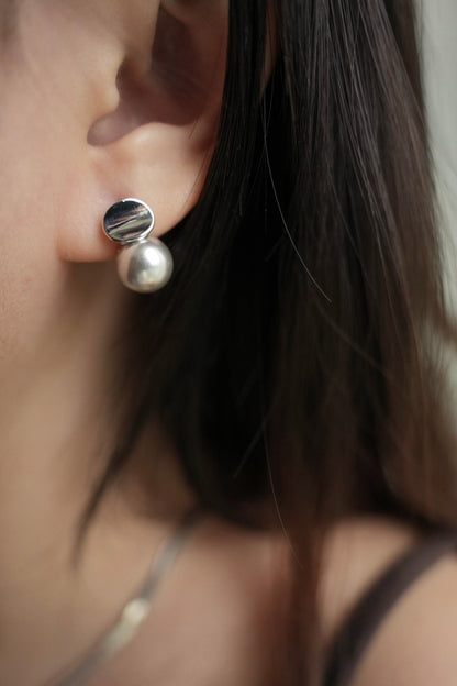 Silver Glow Earring