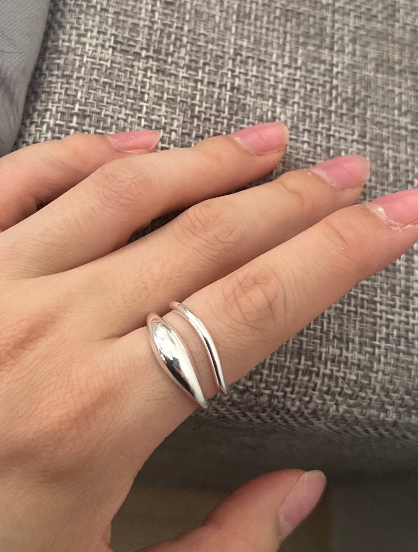 Seraph Curve Ring