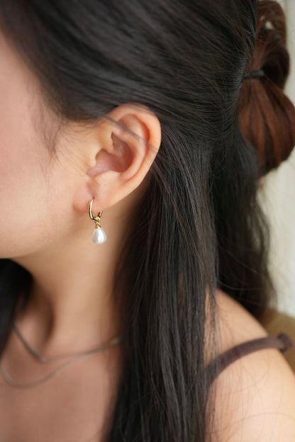 Falling Grace Earring