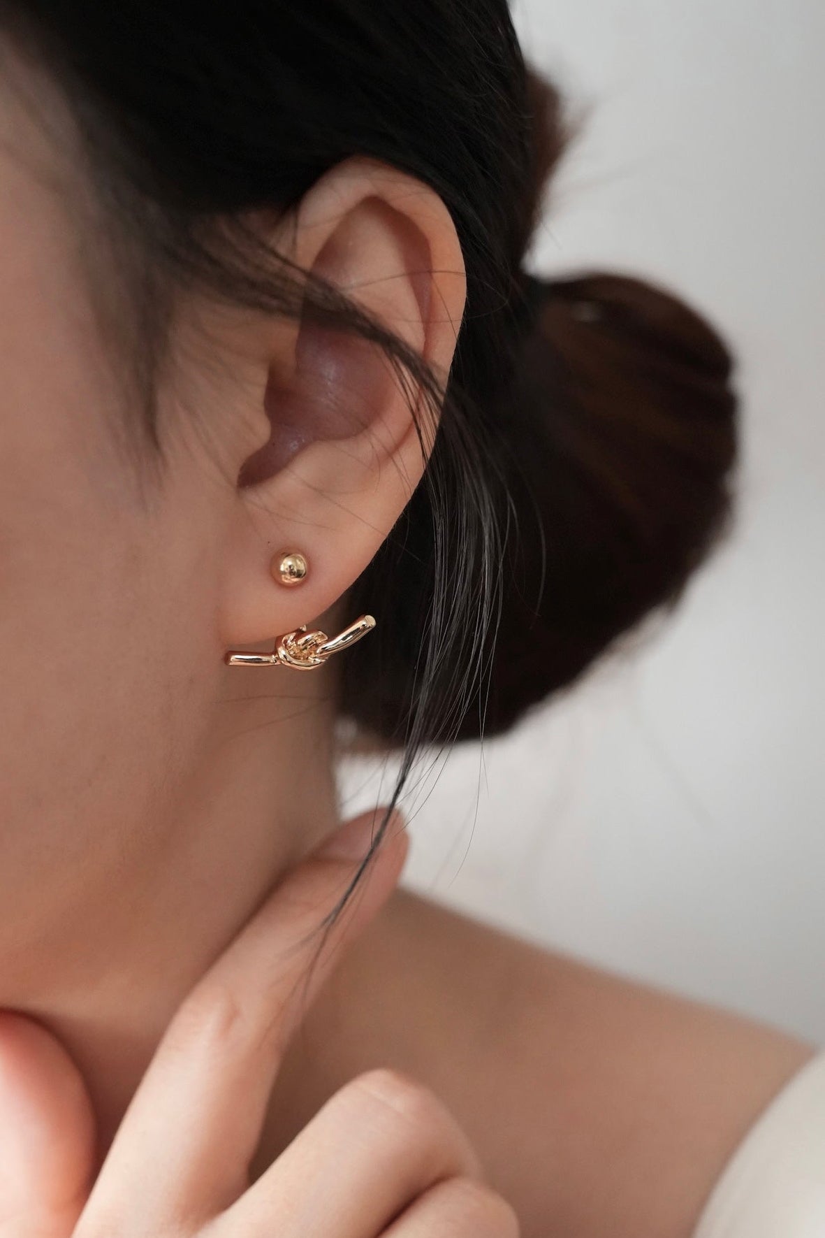 Tethered Line Earring