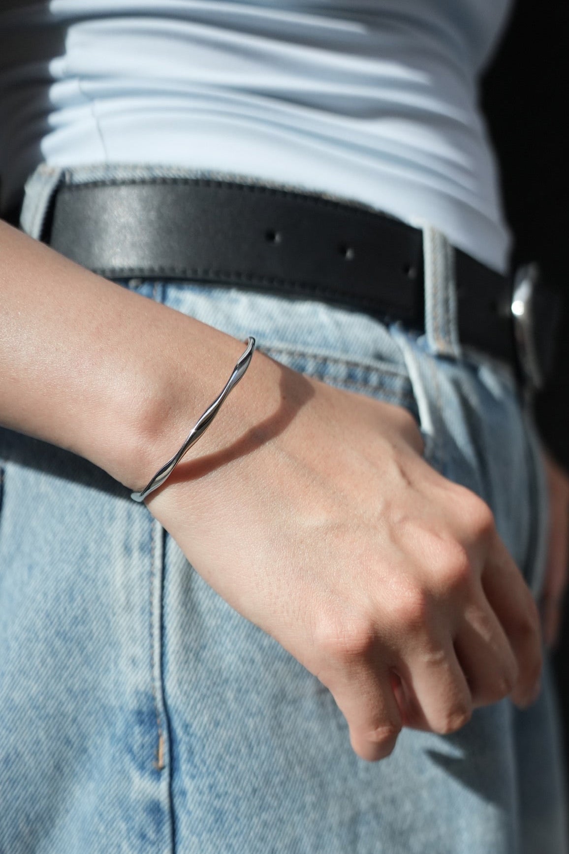 Gentle Wave Bracelet
