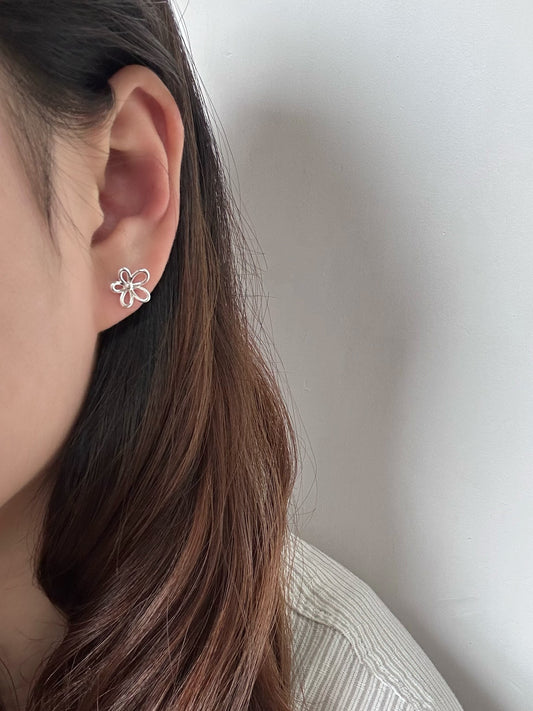 Silver Flora Earring