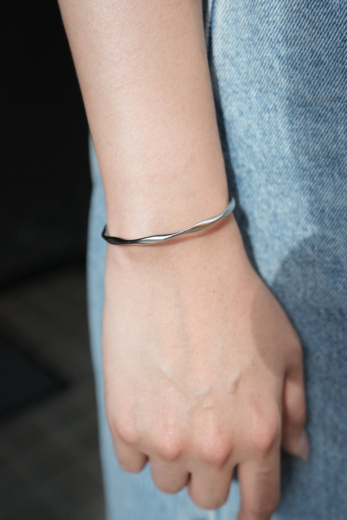 Gentle Wave Bracelet