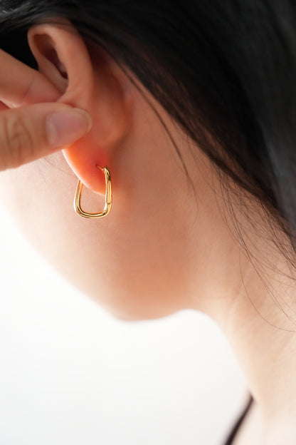 Voidelle Earring