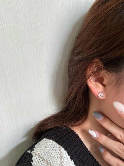 Gleaming Radiance Earring
