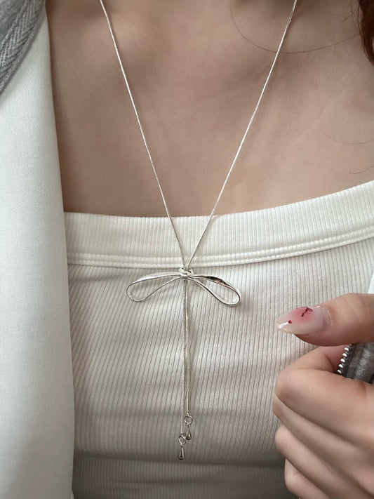 Bow-Tied Dreamer Necklace