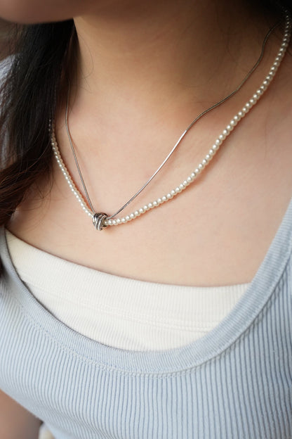 Bound Pearl Necklace