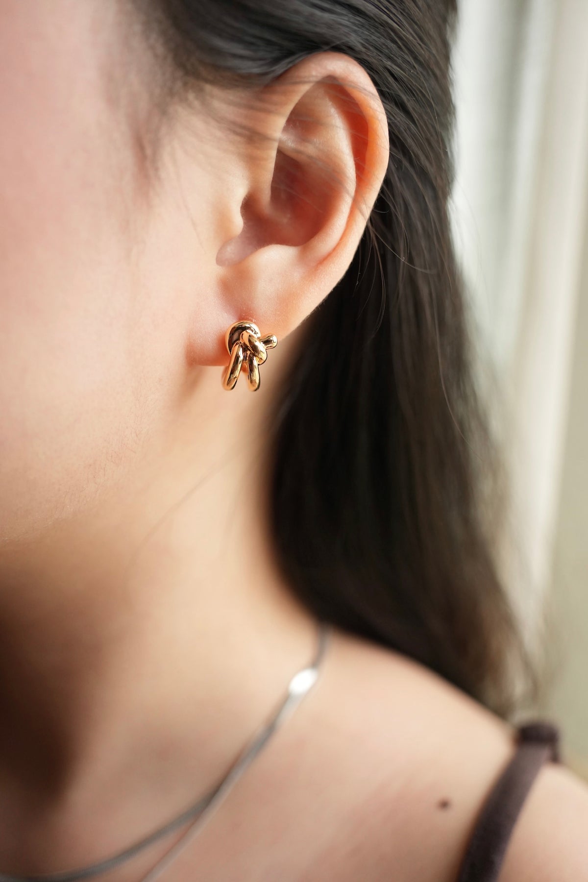 Slender Knot Earring