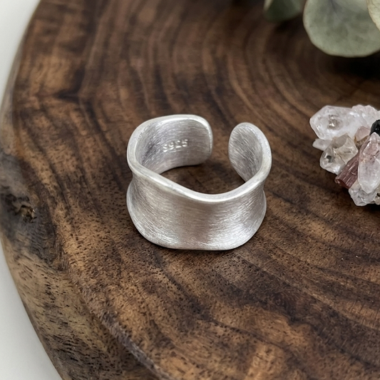 Unshaped Ring