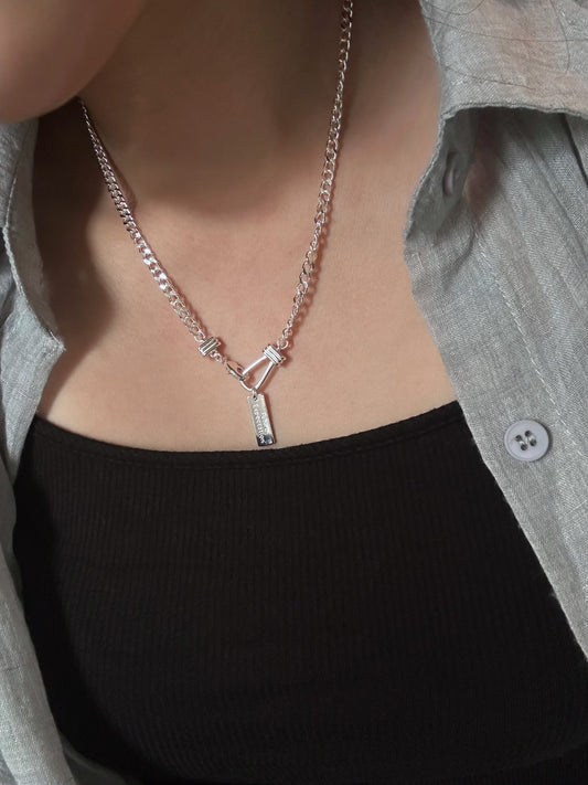 Linxora Necklace