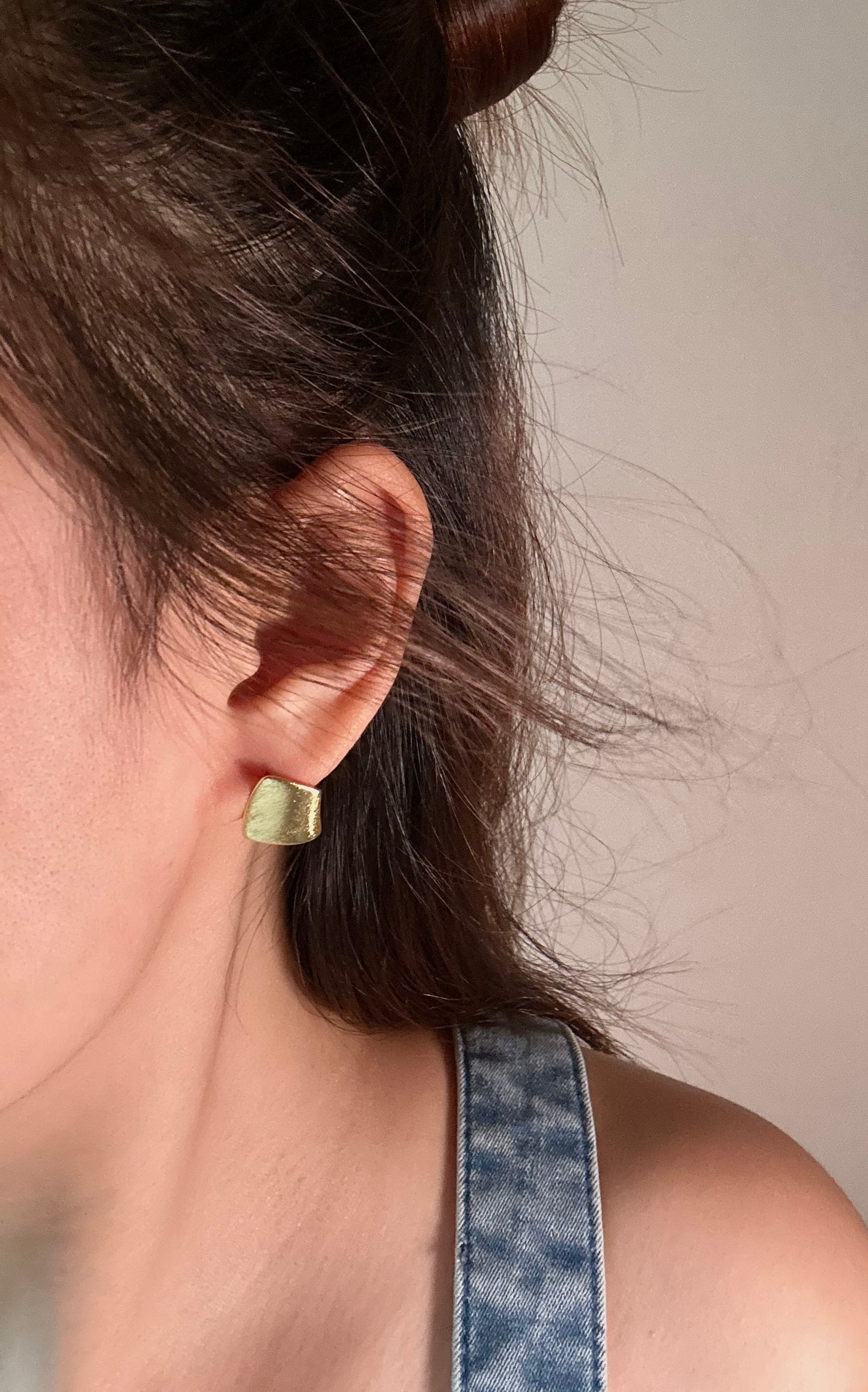 Muse Curve Earring