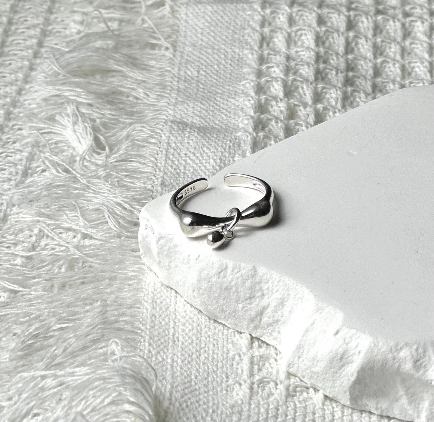 Silver Knotlet Ring