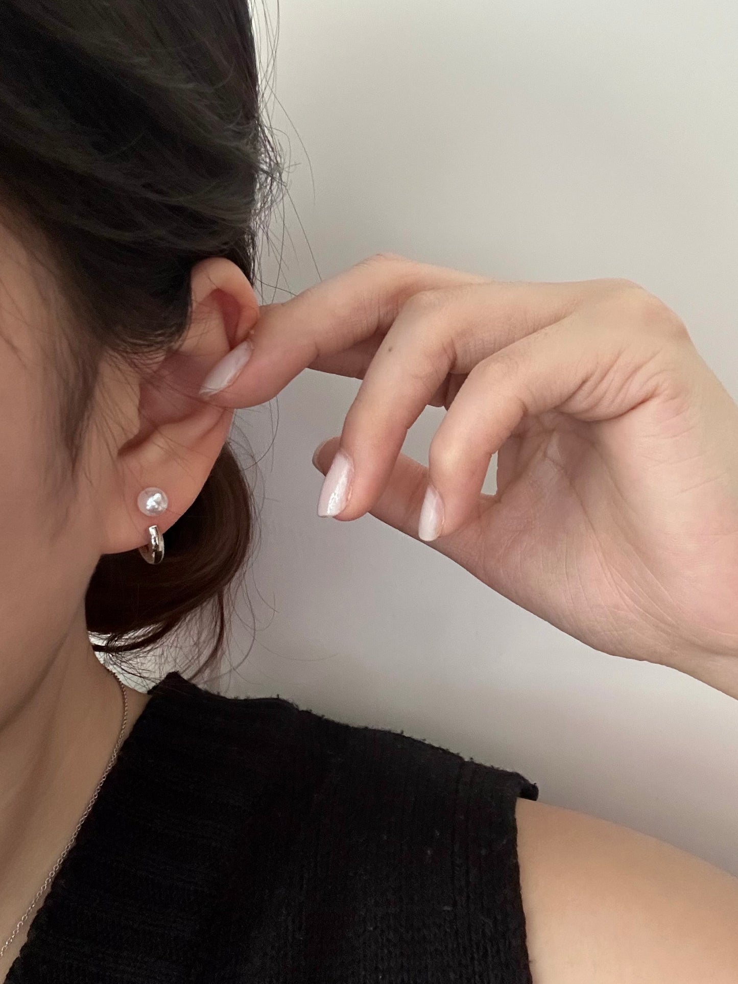pearl horn Earring