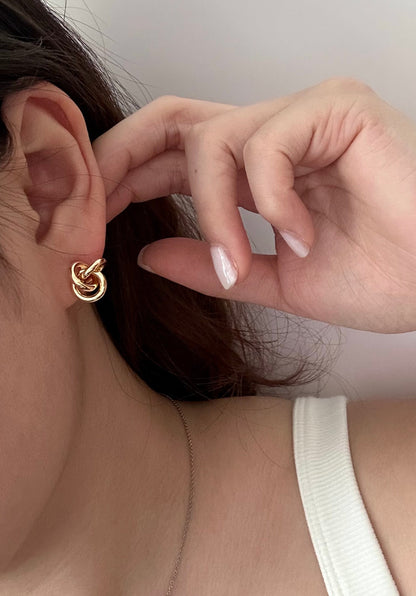 Knotra Earring