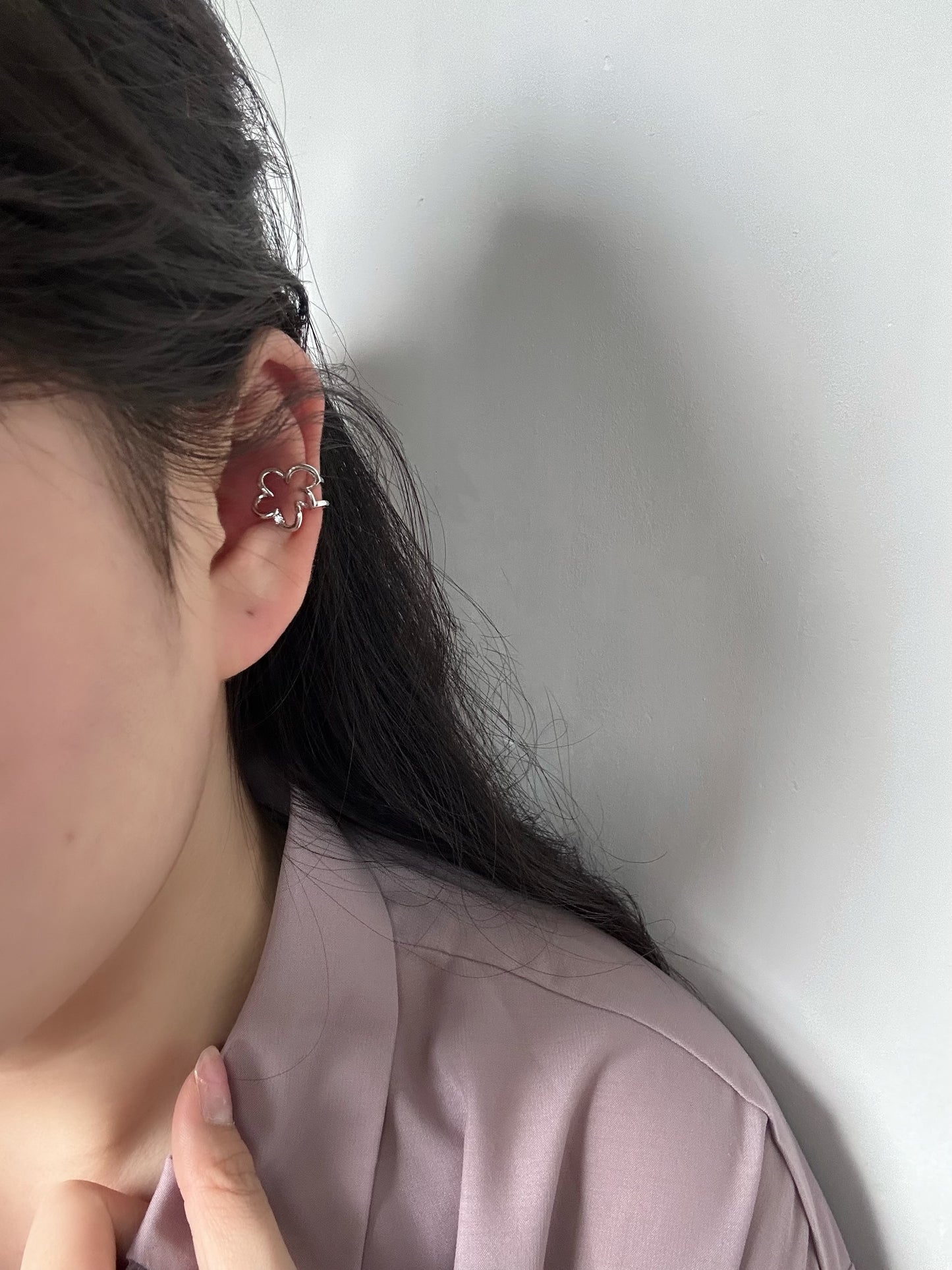Hana Earcuff