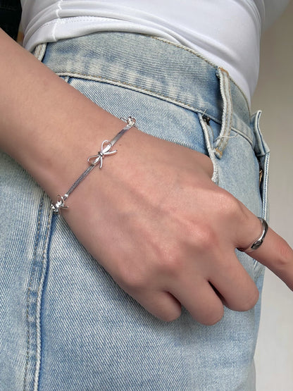 Girth Bow Bracelet