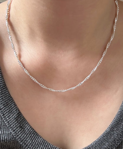 Linear Orbit Necklace