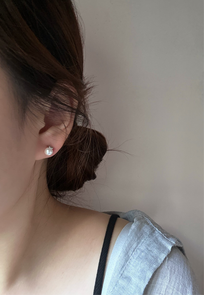 Pearlina Earring