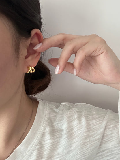 Three Claw Earring