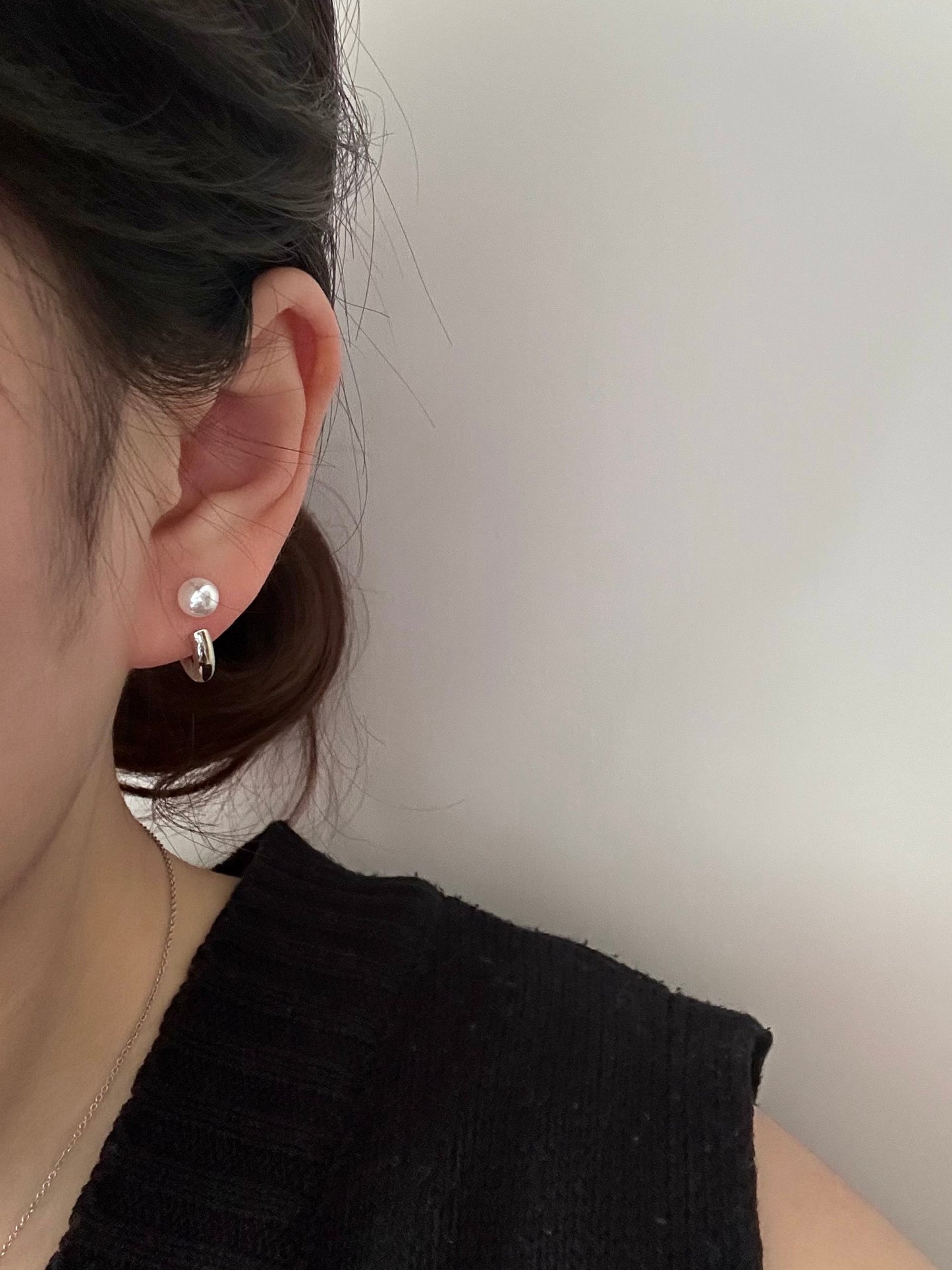 pearl horn Earring