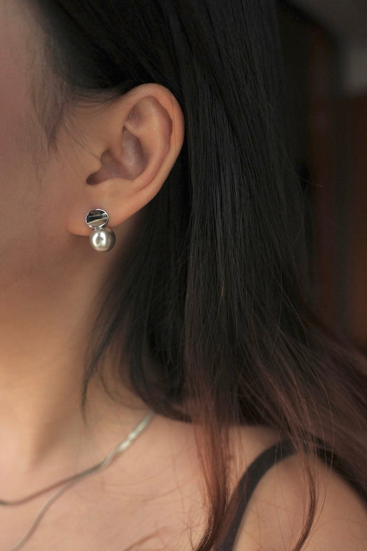 Silver Glow Earring