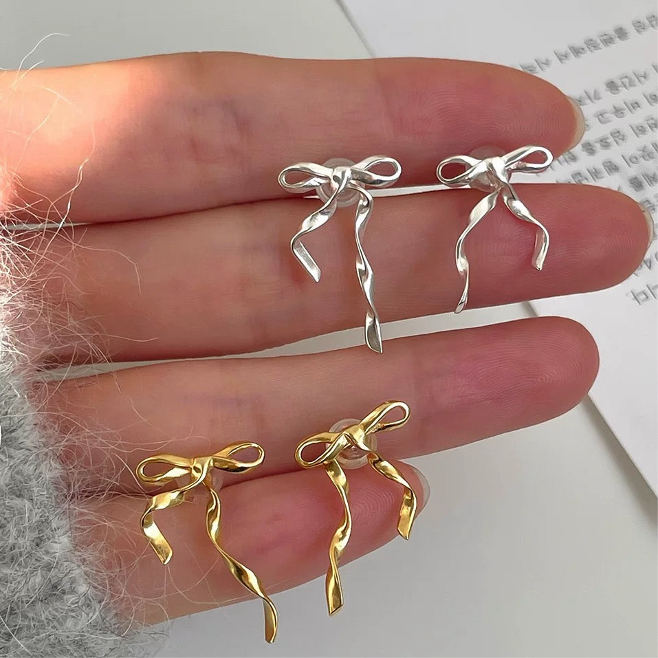 Bow Knot Earring