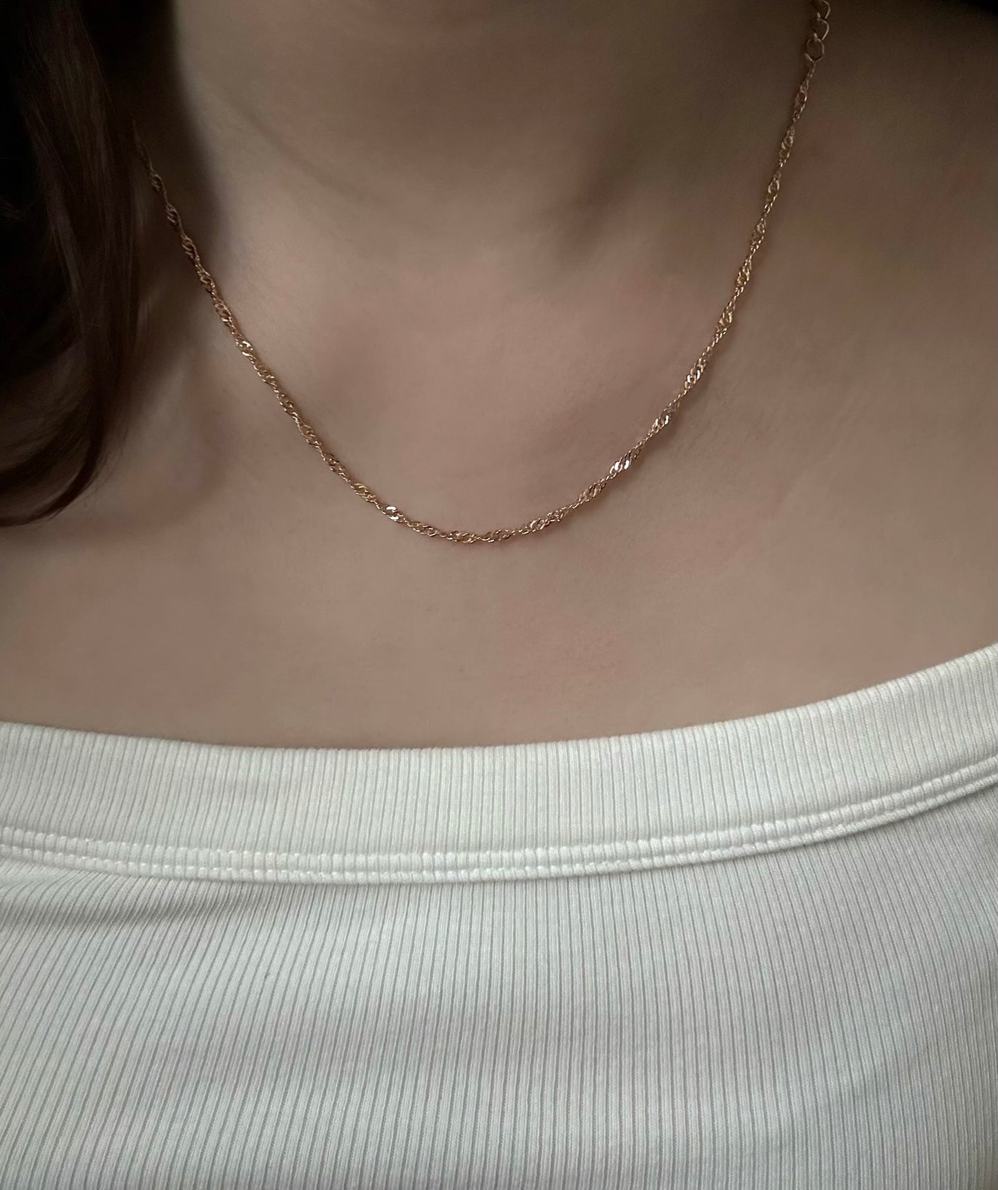 Glimmer Twist Necklace