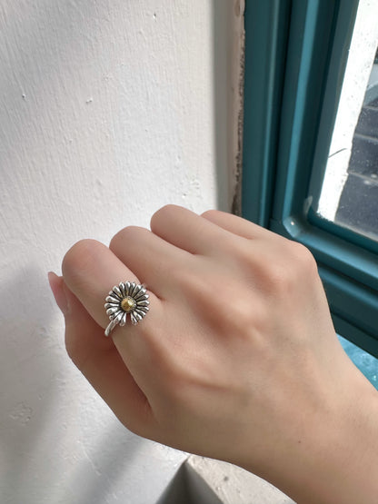 Little Daisy Ring