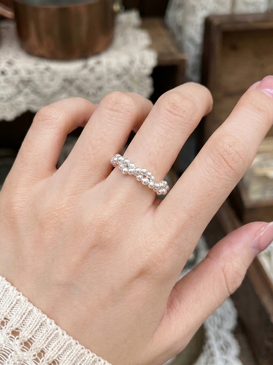 Pearl strip ring