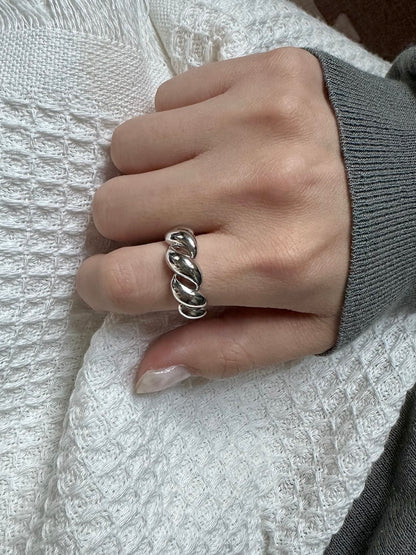 Croissant Ring