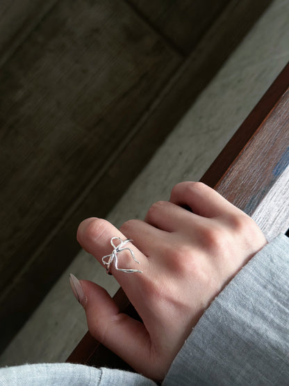 Silver Ribbon Ring