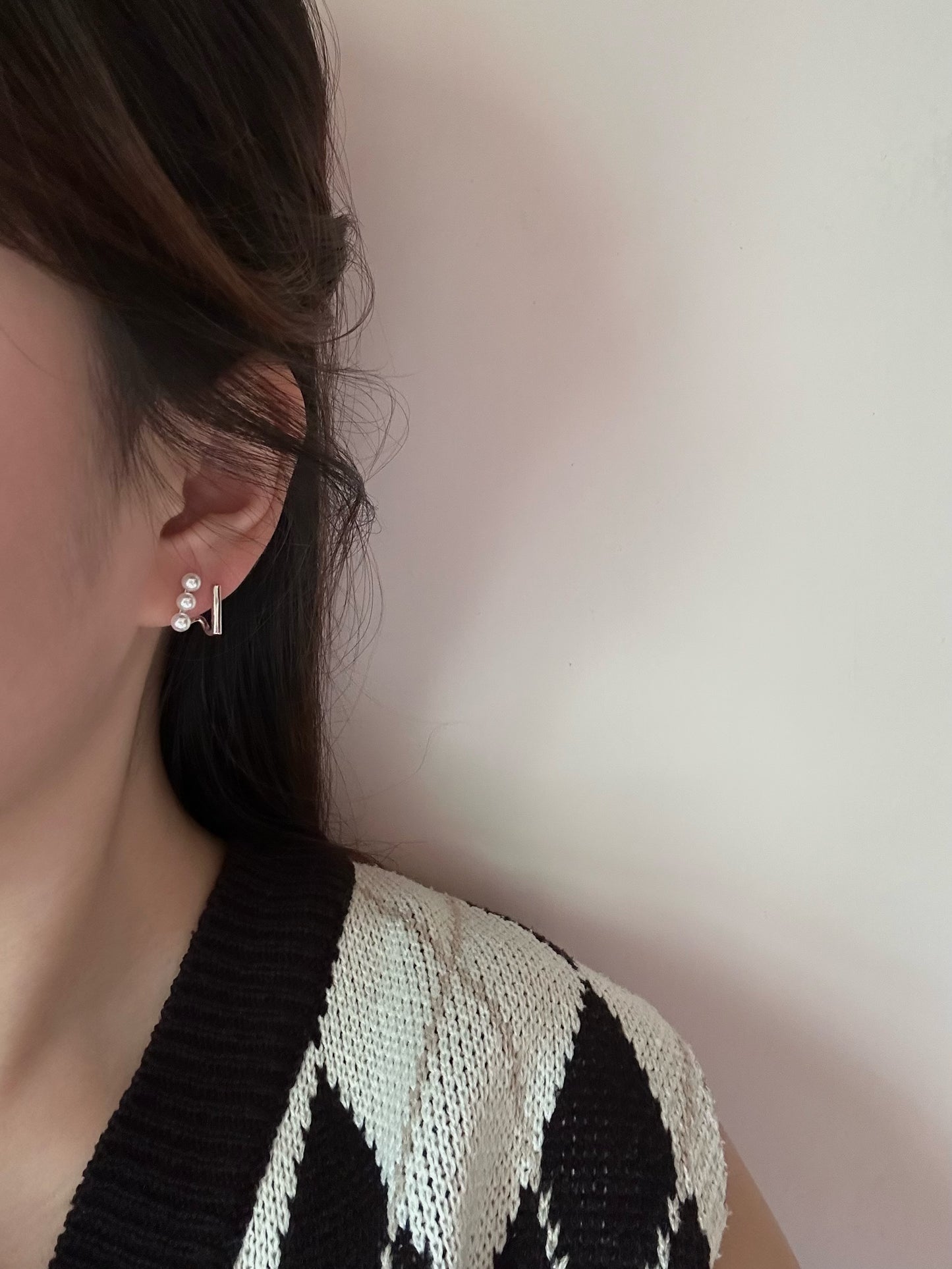 Pearl Axis Earring