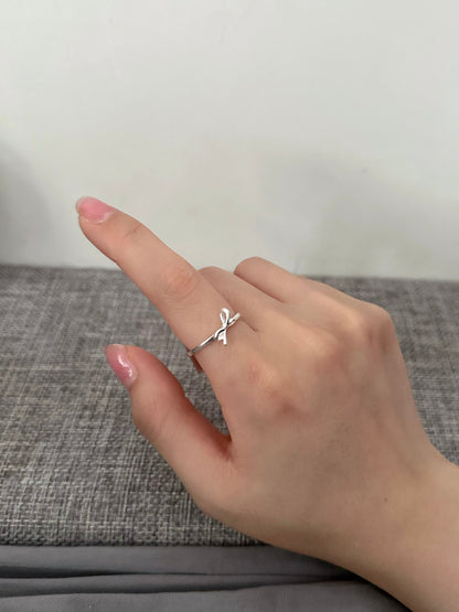 Infinite Bow Ring