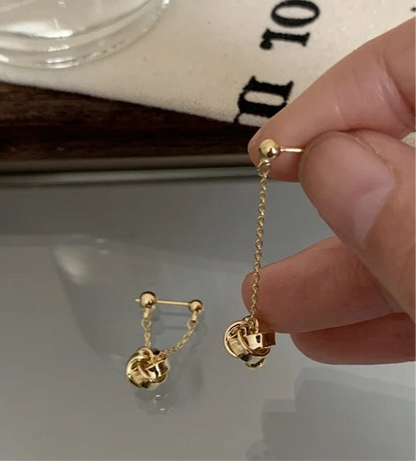 Chained void earring