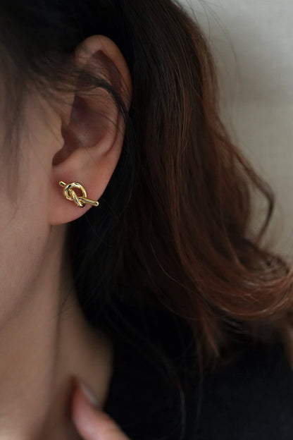 Parallel Knot Earring