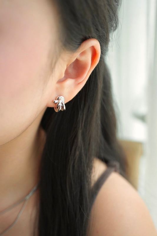 Slender Knot Earring