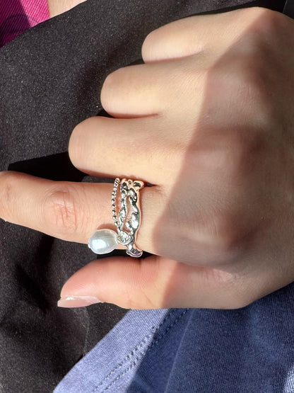 Chained Radiance Ring