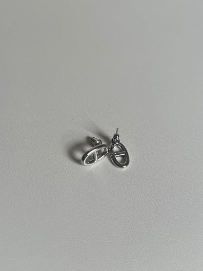 Lyra Earring