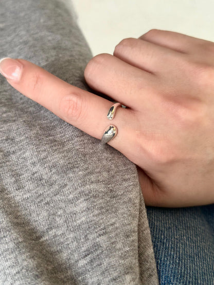 Aqualis Ring